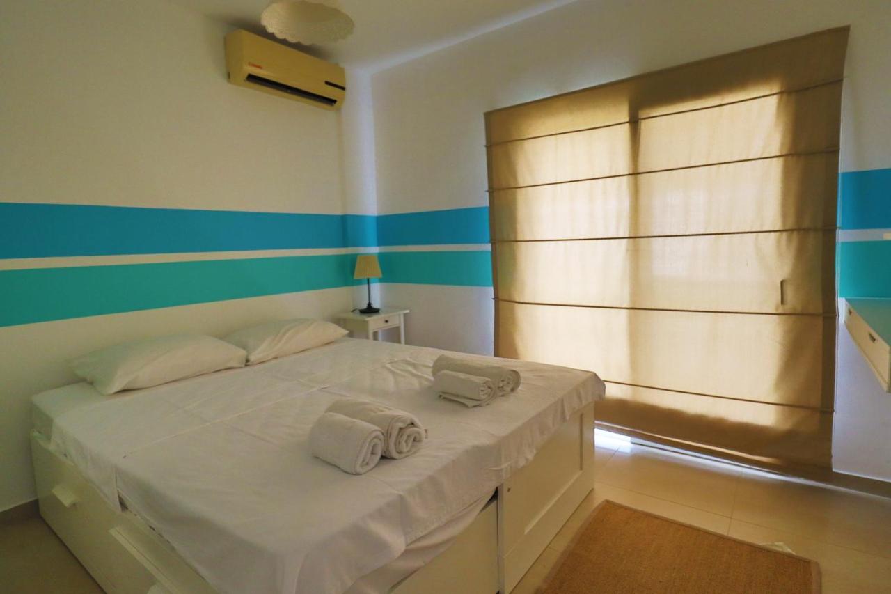 Caesar Beach Villas And Apartments Gastria Esterno foto