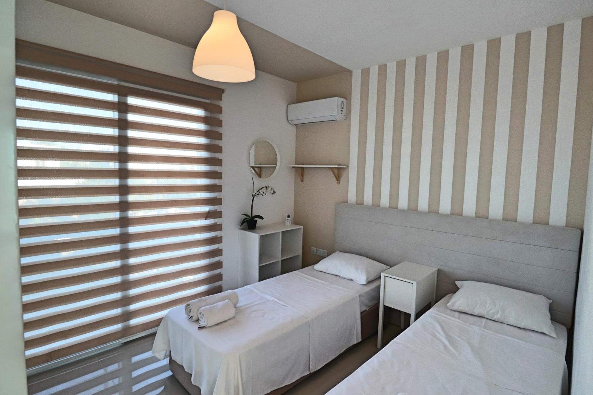 Caesar Beach Villas And Apartments Gastria Esterno foto