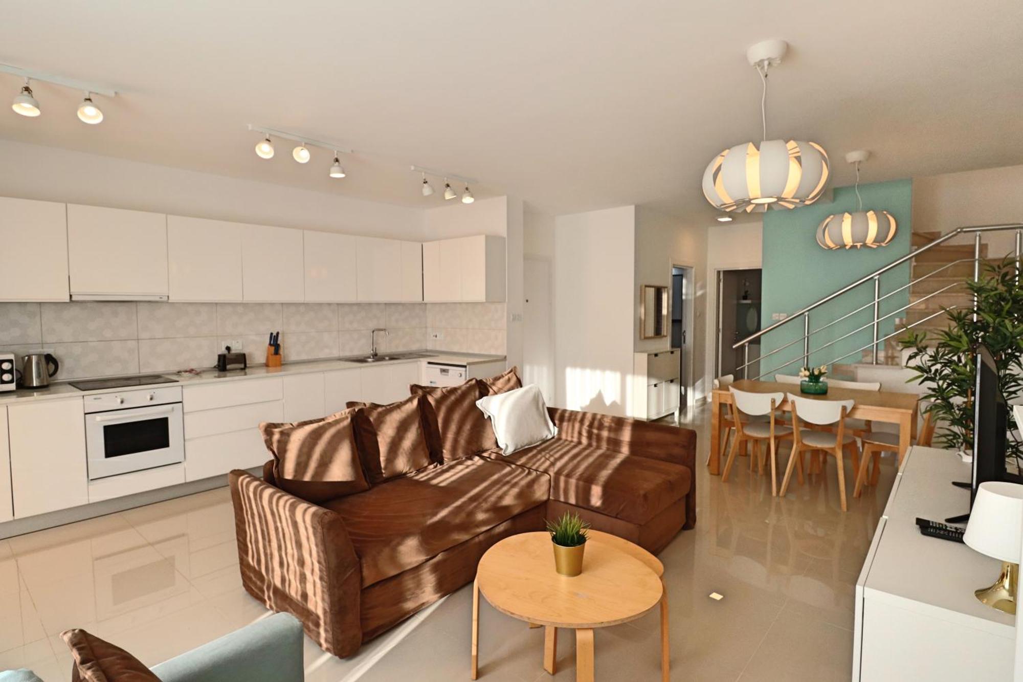 Caesar Beach Villas And Apartments Gastria Esterno foto